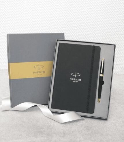 Parker Giftset Fusion Matte Black GT Ball Pen + Large Black Notebook A5