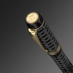 Parker Duofold Black Gold Trim Fountain Pen - Image 2