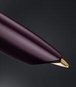 Parker 51 Deluxe Plum Gold Trim Fountain Pen - Image 3