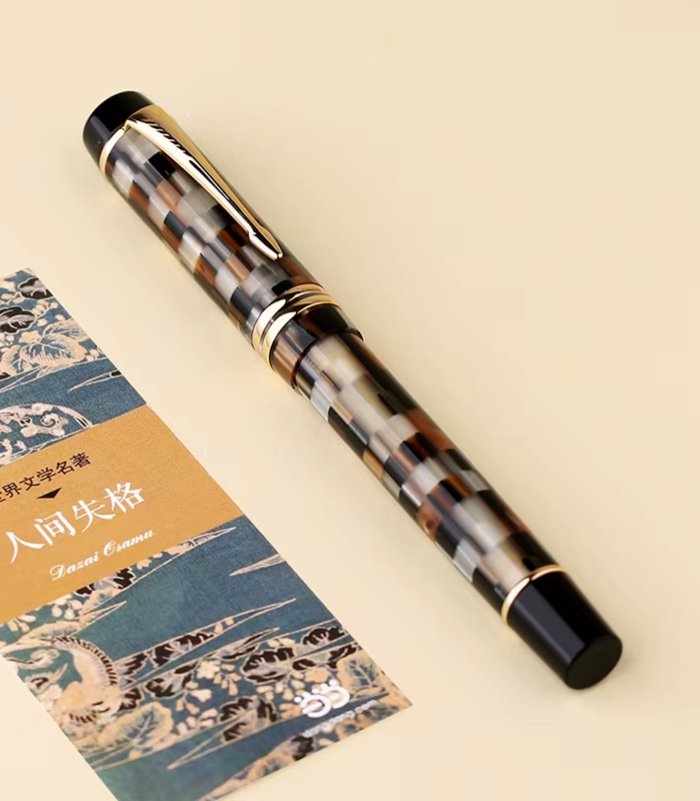 Untitled design (8) Moonman M600 New White Checkerboard - BOCK M600-13F - Image 1