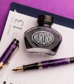 Aurora Optima Auroloide Purple Viola Fountain Pen with Rose Gold Trim - Image 3