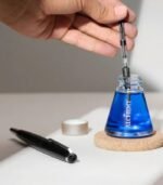 Endless Phantom Retractable Fountain Pen - Clear Chrome - Image 5