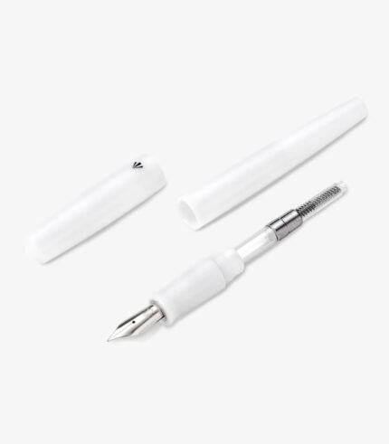 Gravitas Sentry Full White Delrin Fountain Pen